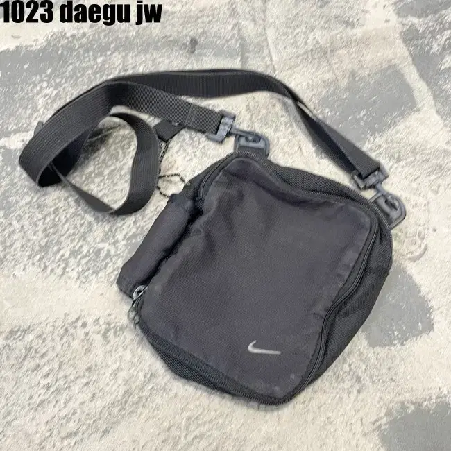 NIKE BAG 나이키 크로스 가방